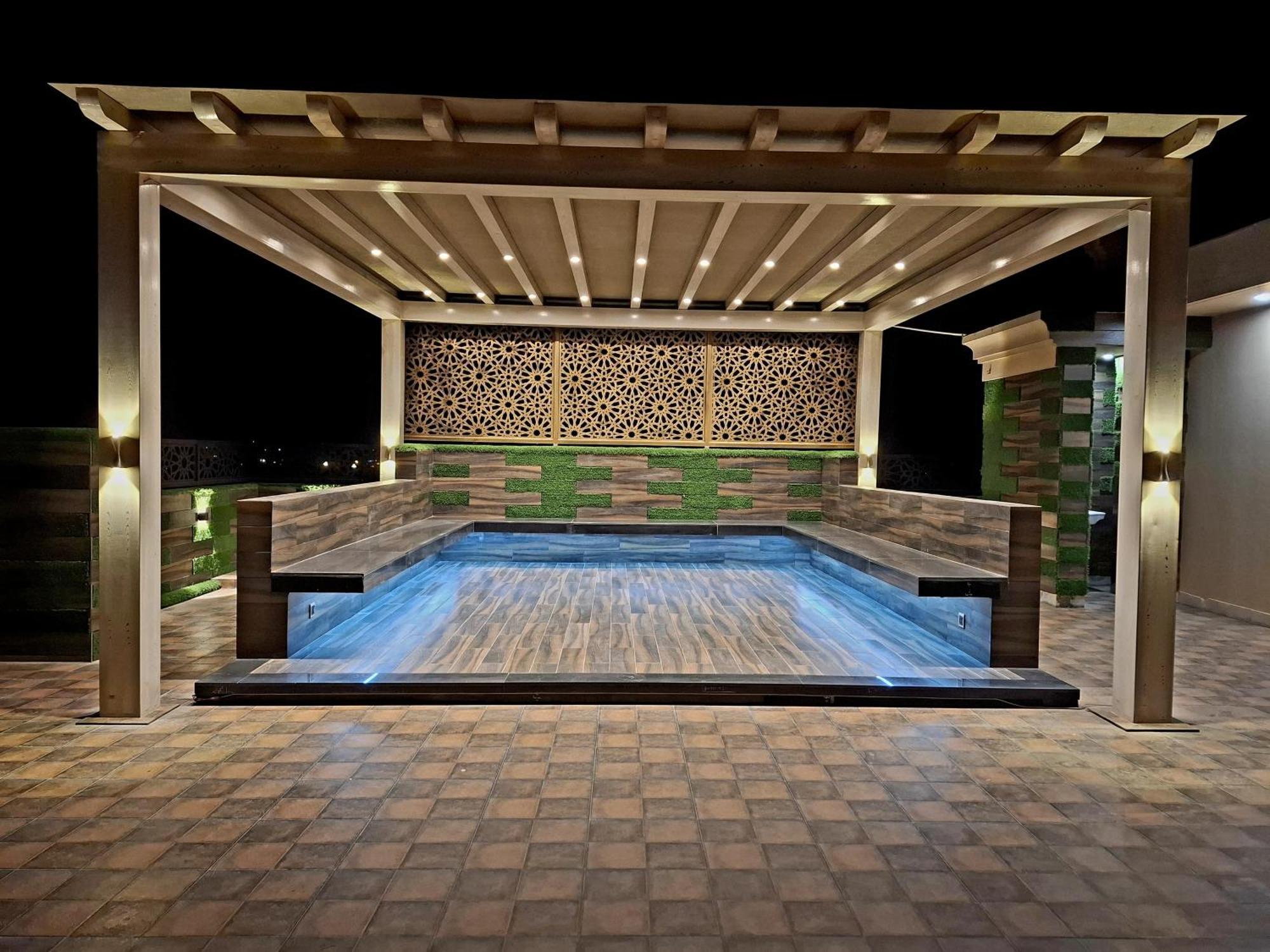 Royal Galaxy Hotel & Residence - Near Islamabad International Airport & Motorway Zewnętrze zdjęcie