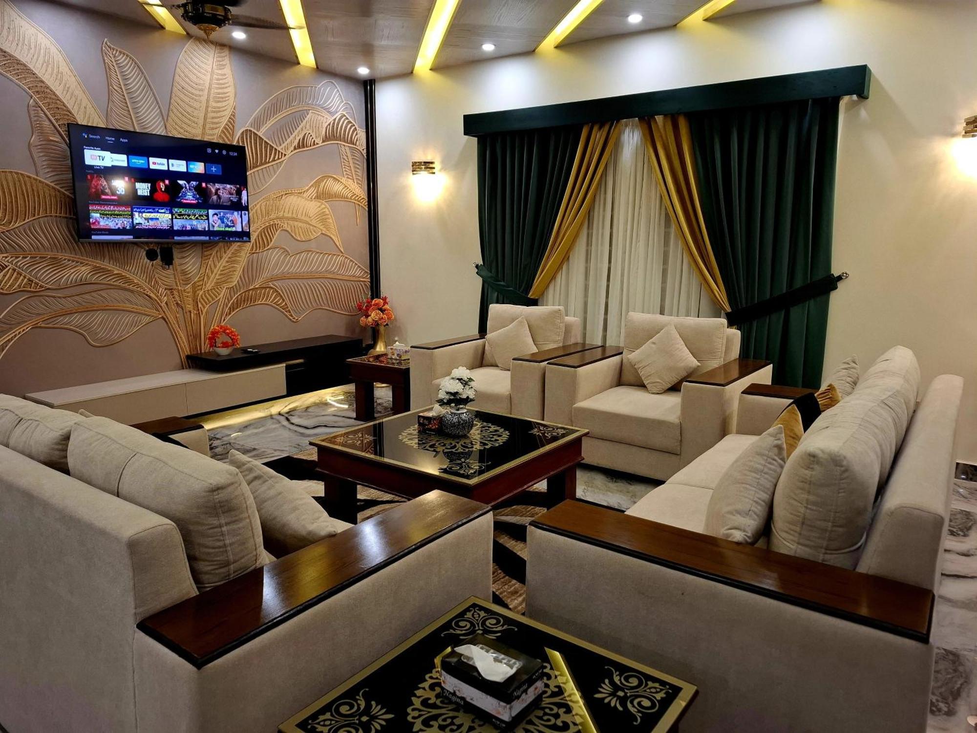 Royal Galaxy Hotel & Residence - Near Islamabad International Airport & Motorway Zewnętrze zdjęcie